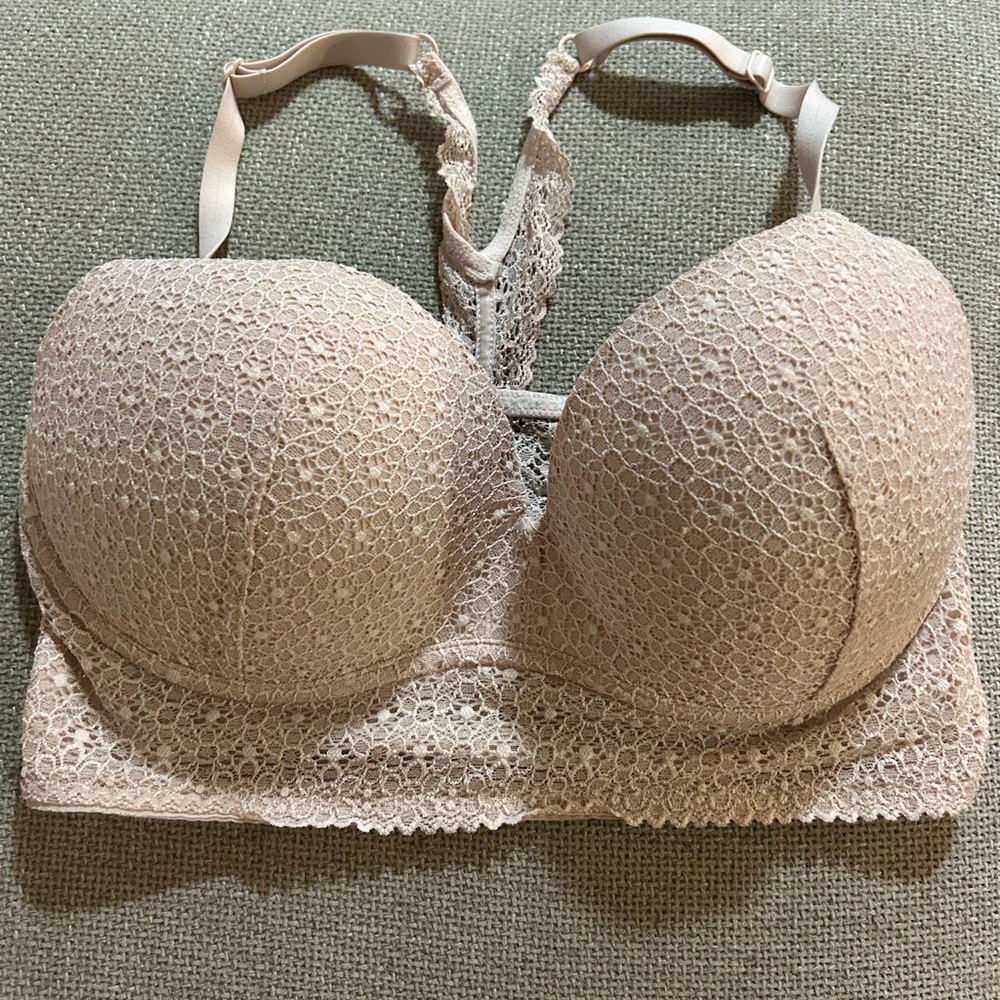 Victoria’s Secret lace bra